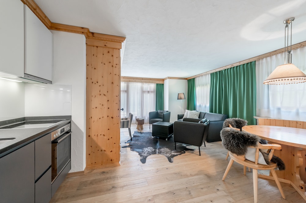 Hotel Cervus 30/34