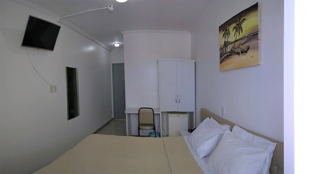 Simas Praia Hotel 24/65