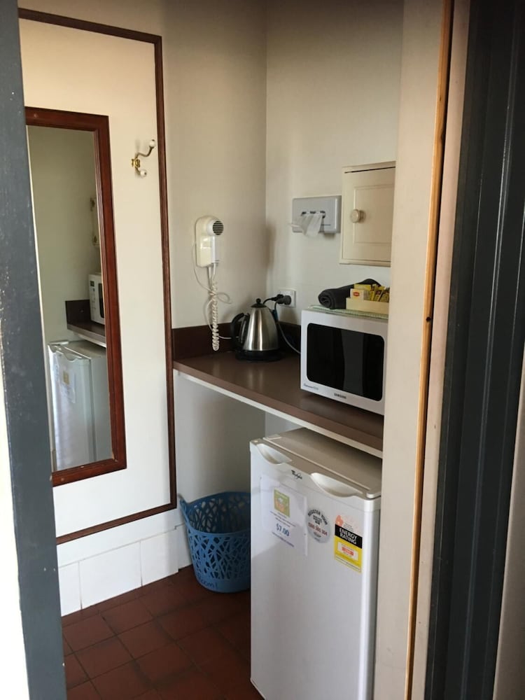 AIRPORT WHYALLA MOTEL 19/58