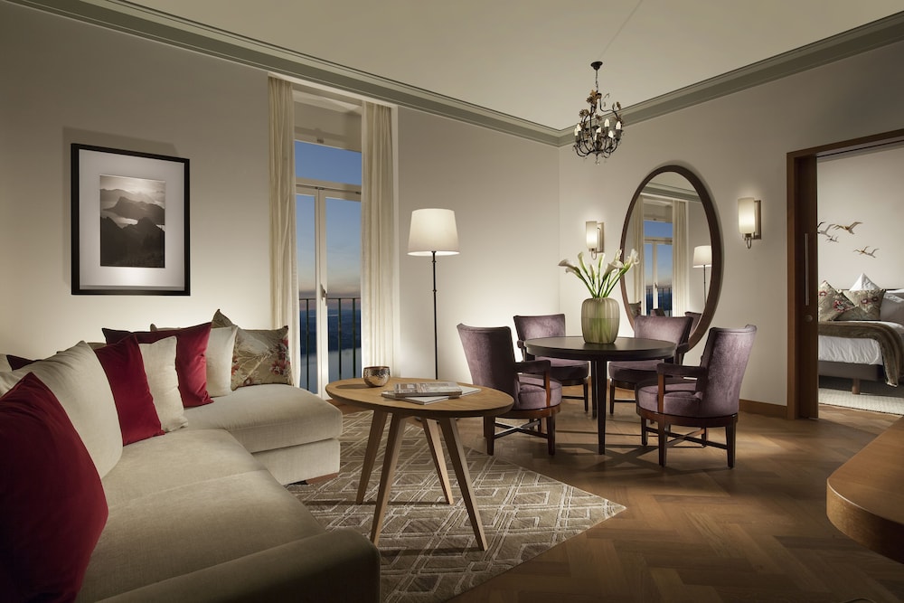 Burgenstock Hotel & Alpine Spa 70/90