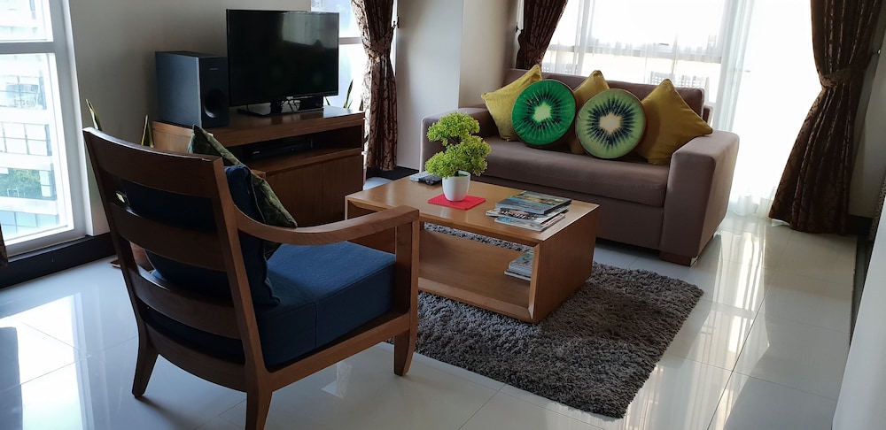 Mactan Newtown With Ocean View 26/50
