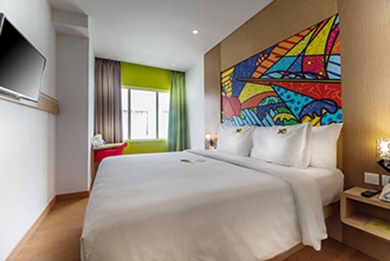 HAPPINESS, SUPERIOR, DOUBLE BED