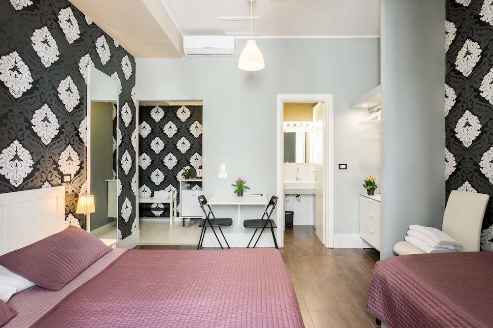 Amoroma Suite 27/50