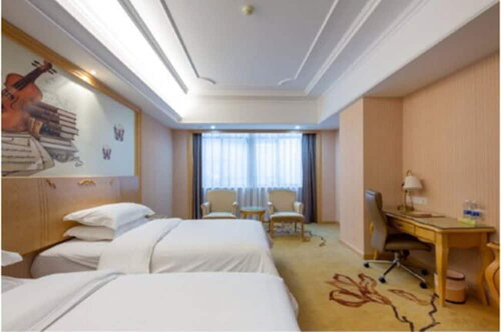 Vienna International Ningbo West Town Xintiandi 10/34
