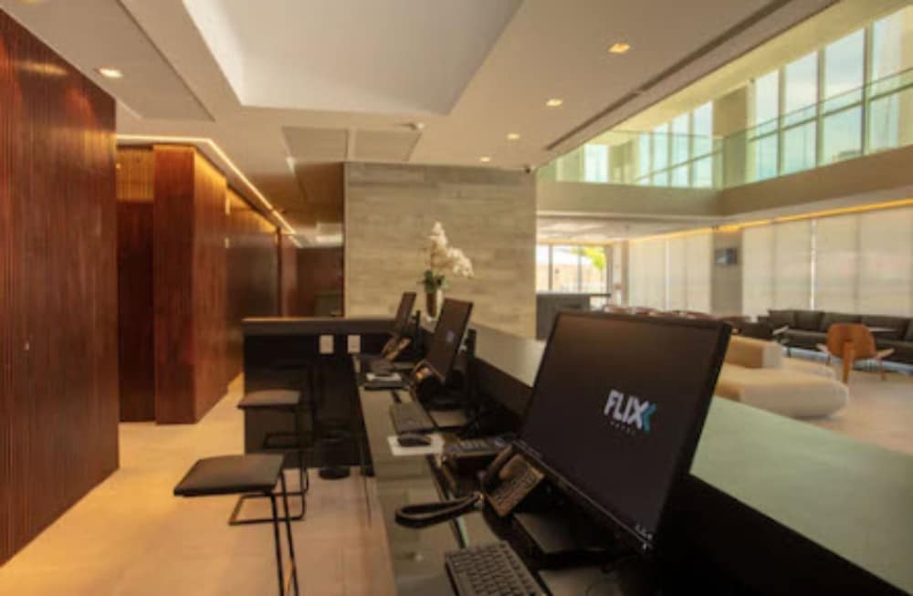 Flix Hotel 17/22