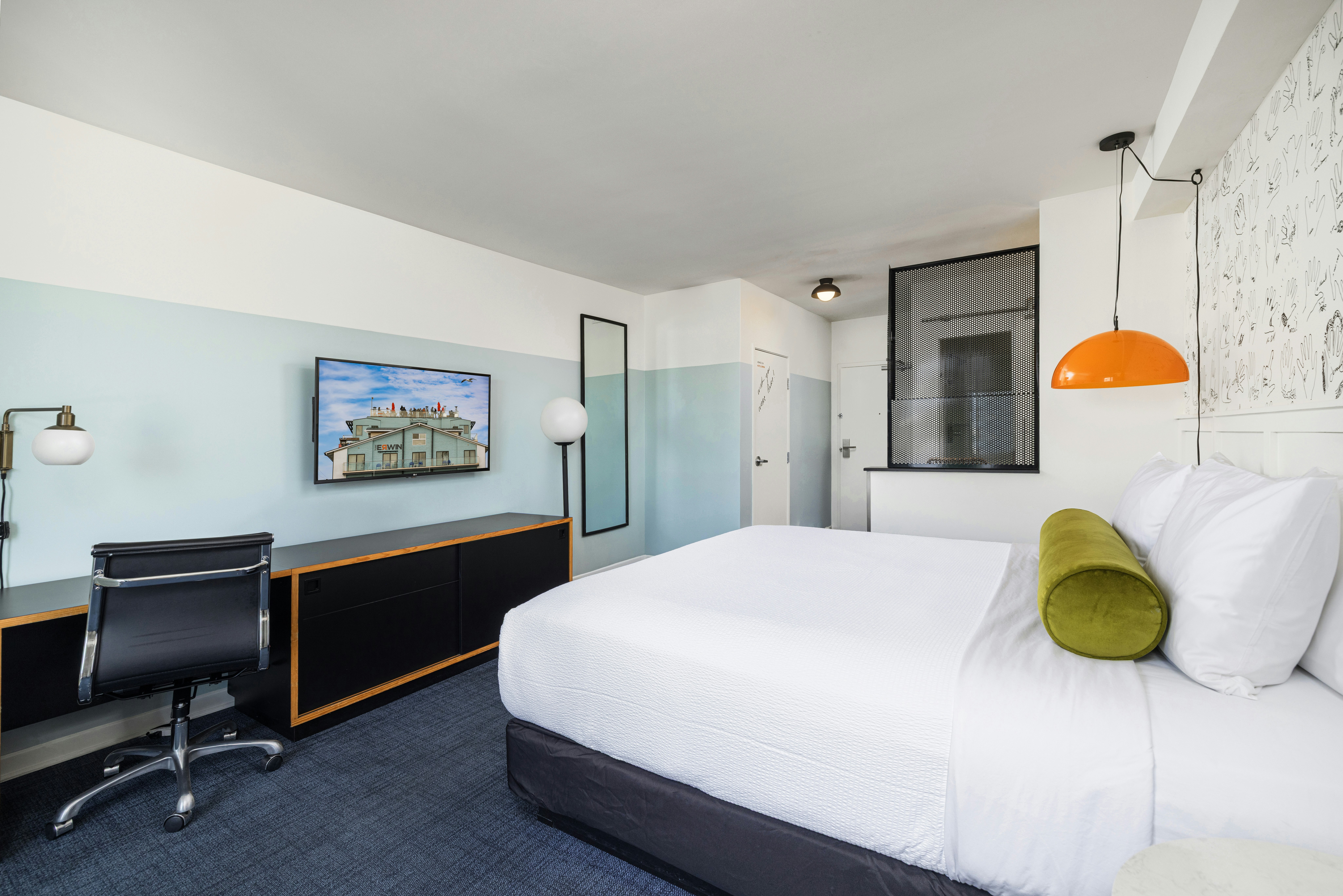 Hotel Erwin 17/83