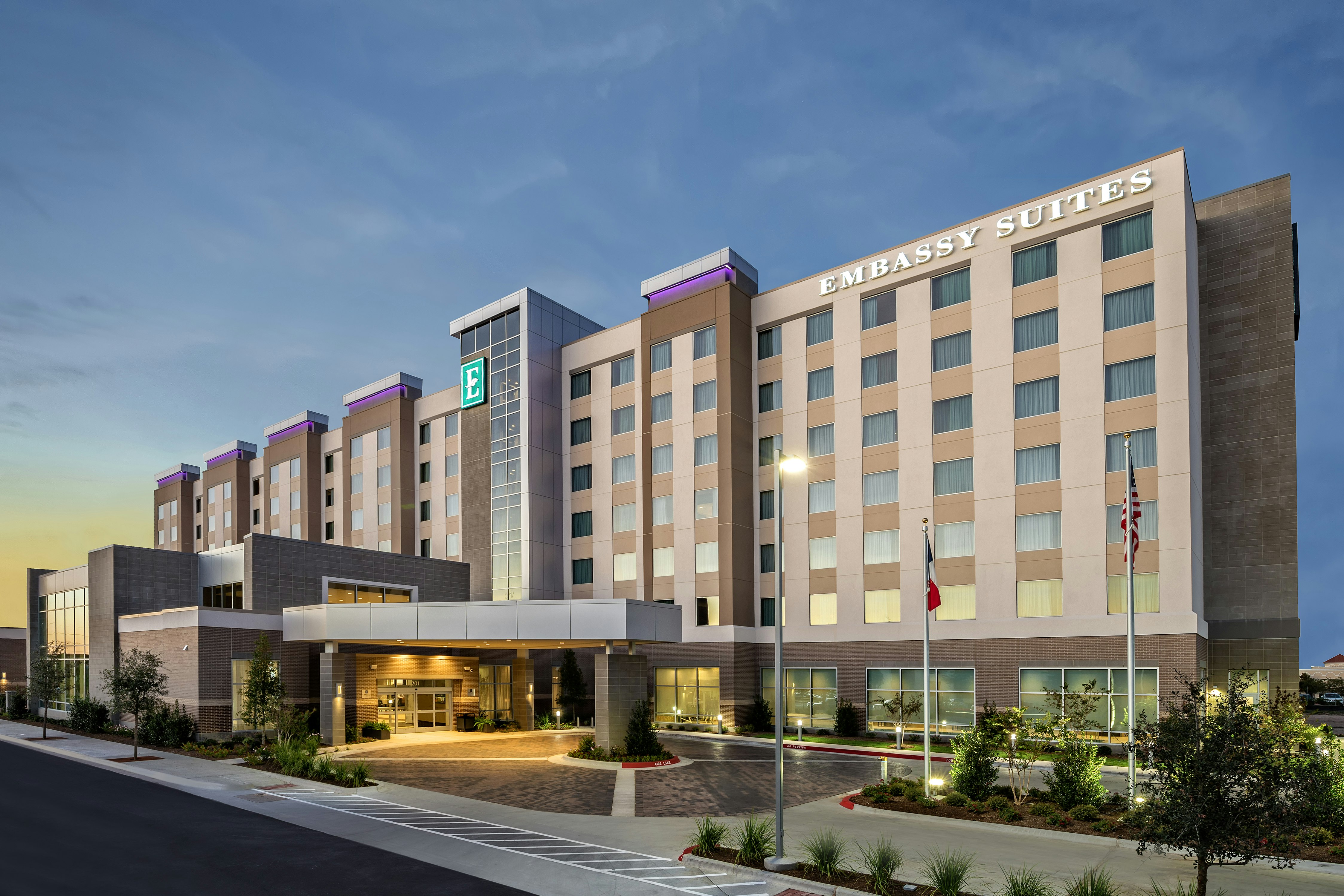 Embassy Suites By Hilton College Station 7/57