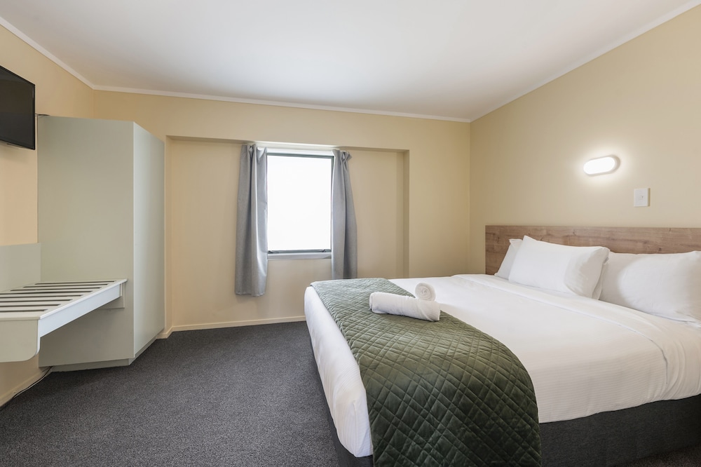Fenton Court Motel 18/60