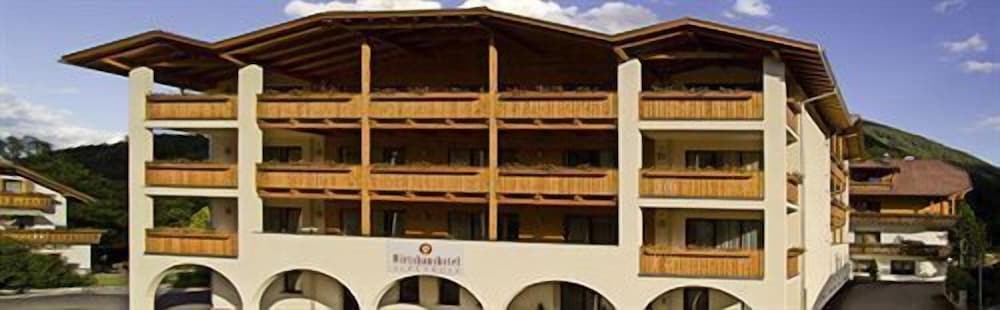 Wirtshaushotel Alpenrose 1/47
