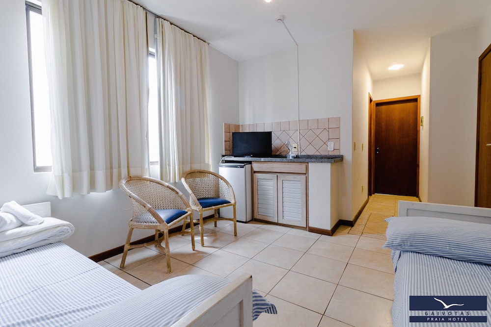 Gaivotas Praia Hotel 26/36
