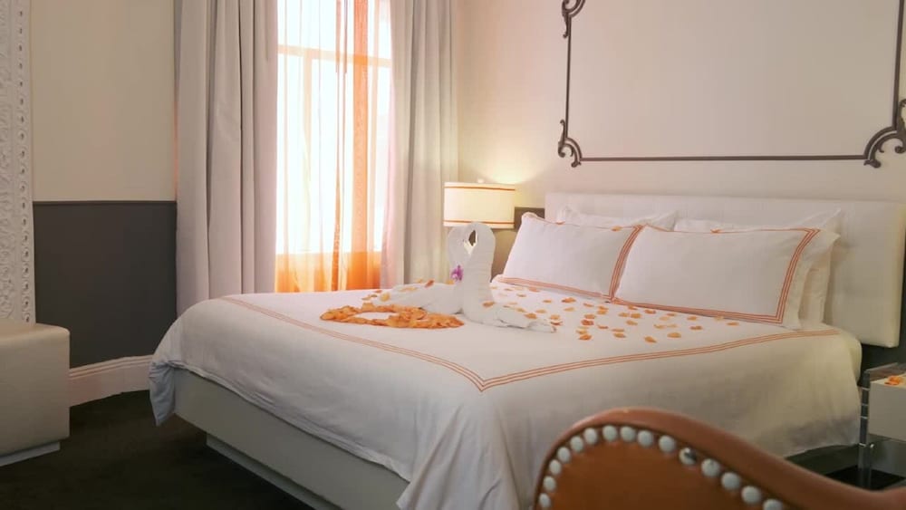 HOTEL JULIAN 19/50
