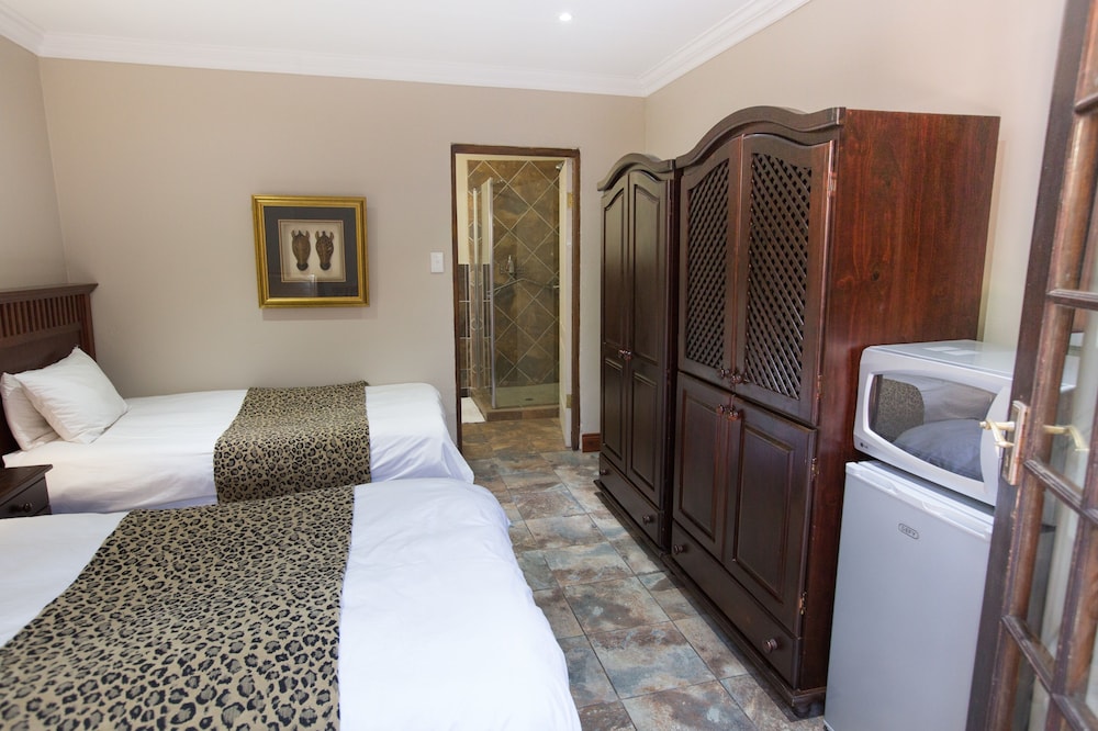 MacGregors Guest House 18/62