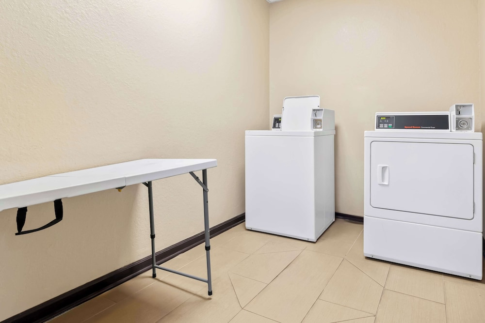 Sonesta Essential NW Houston 9/61