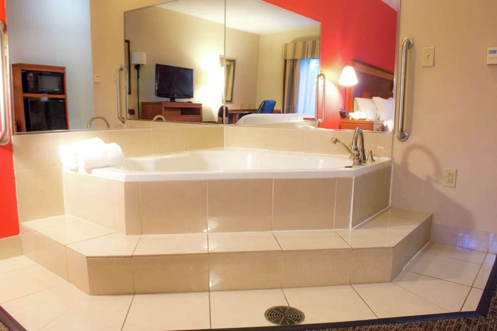Hampton Inn Montgomery-South-Airport 20/53