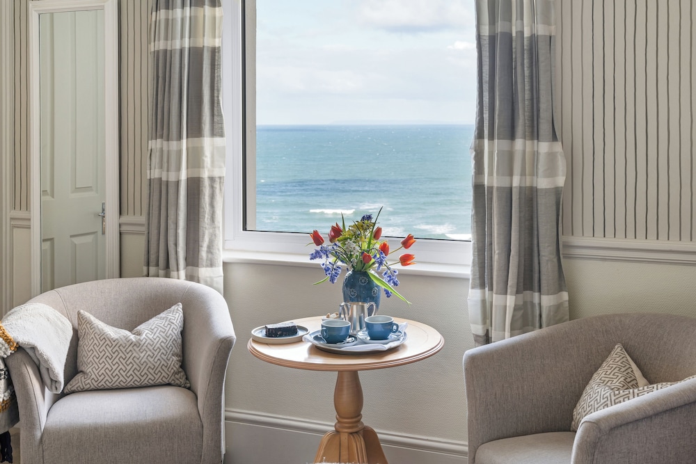 Watersmeet Hotel 32/50