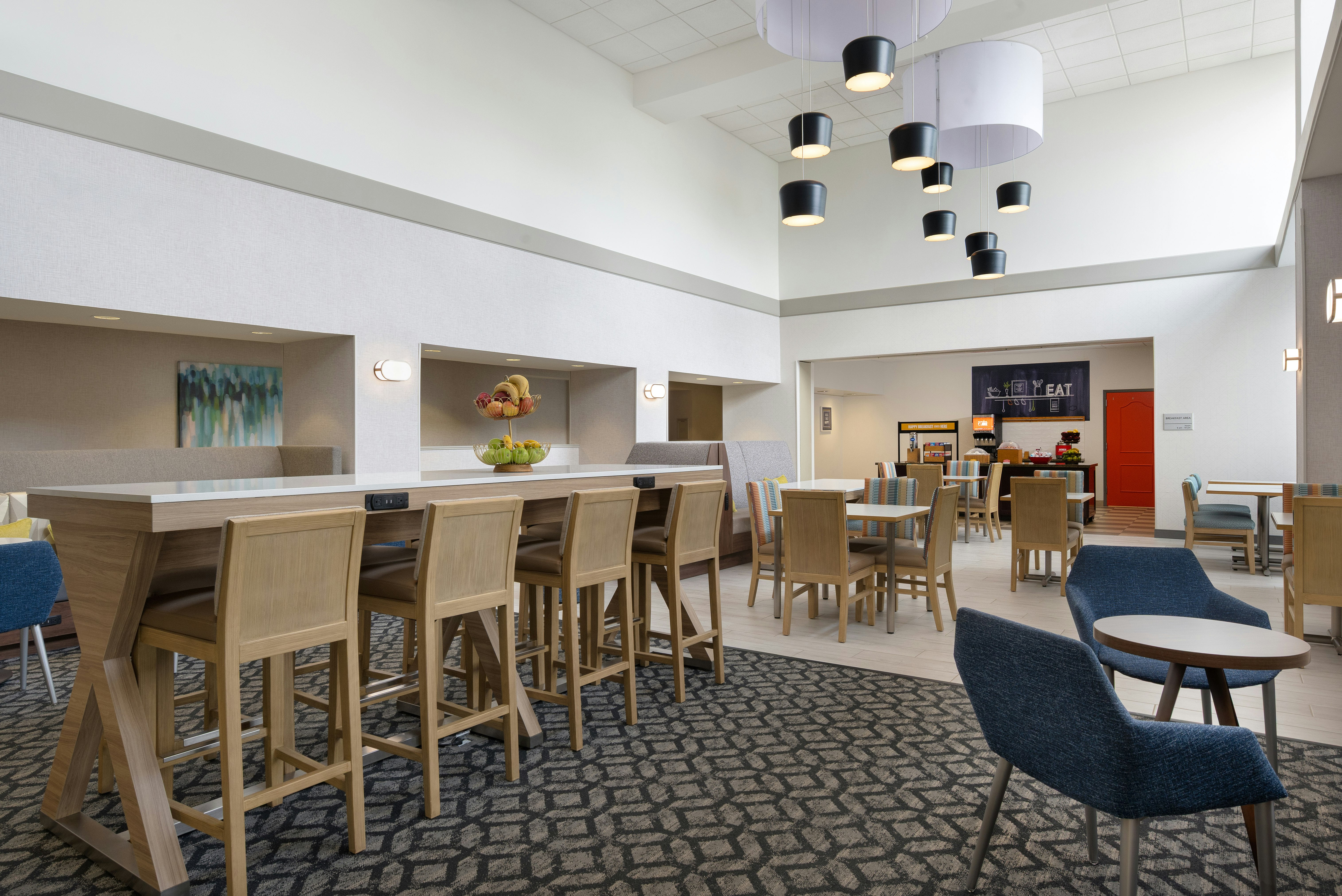 Hampton Inn and Suites Wilkes-Barre Scranton 21/34