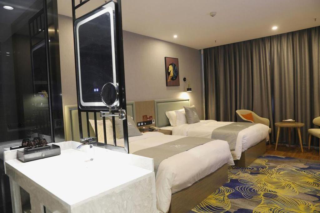 GreenTree Eastern Xinjiang Aksu Airport Hotel 24/45