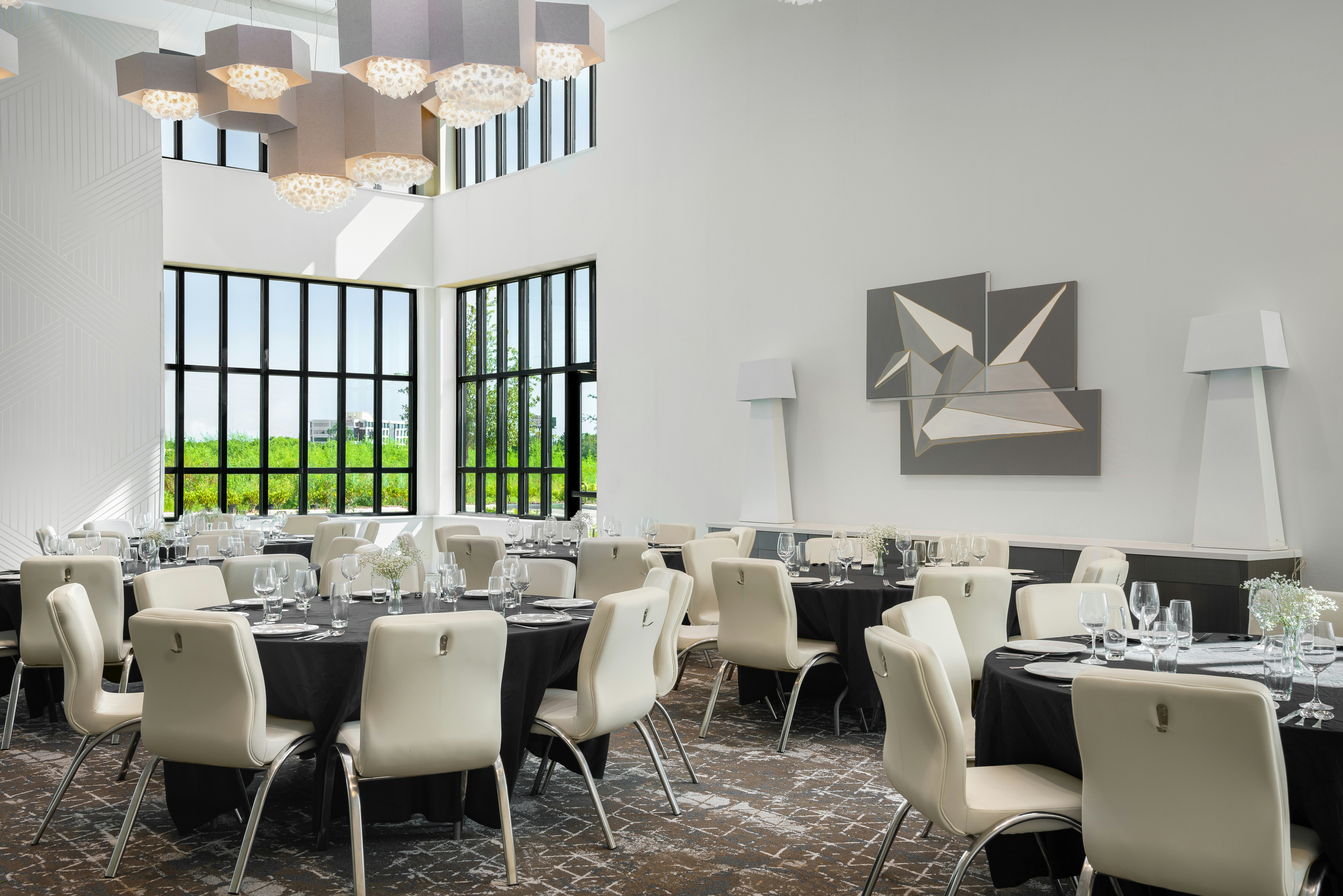 Hilton Garden Inn Millenia Near Universal Orlando Resort 18/19