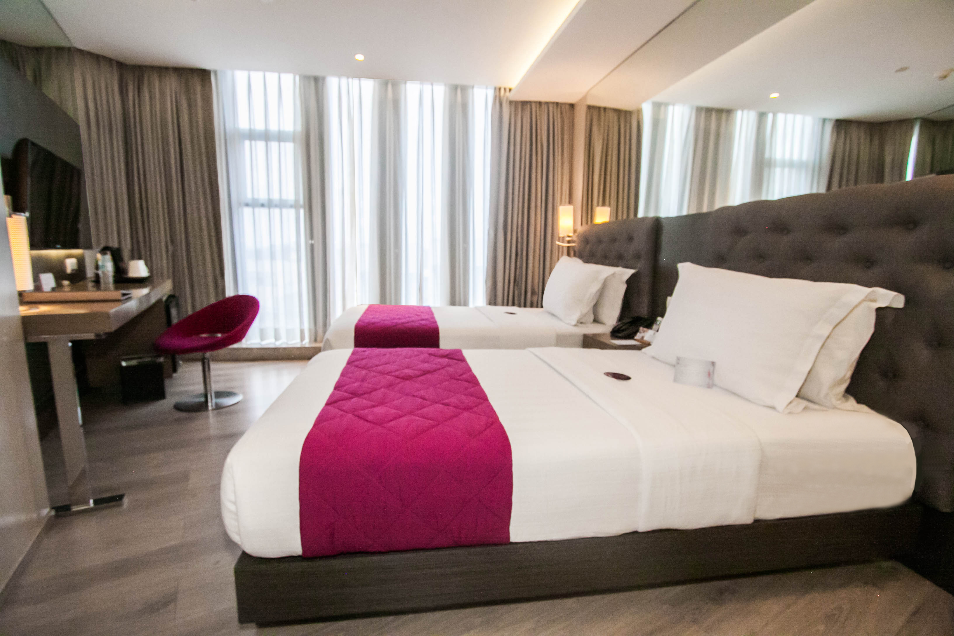 Standard, Twin Beds