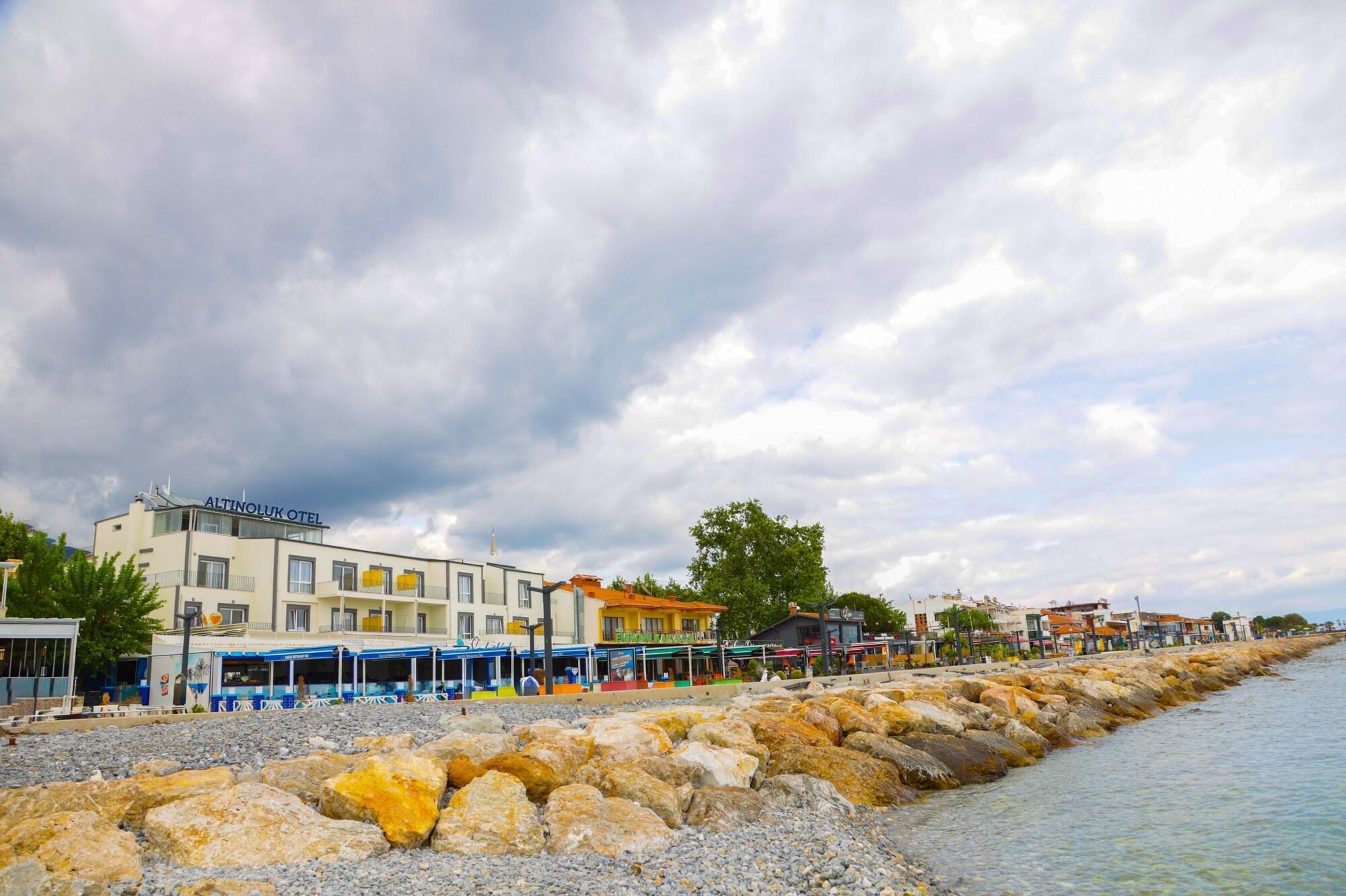 Altinoluk Hotel 9/10