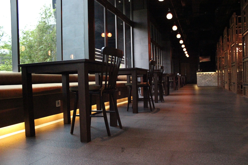 Veranda Hotel At Pakubuwono 44/59