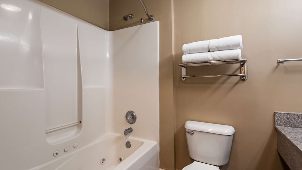 Best Western Ocean City Hotel Suites 17/41