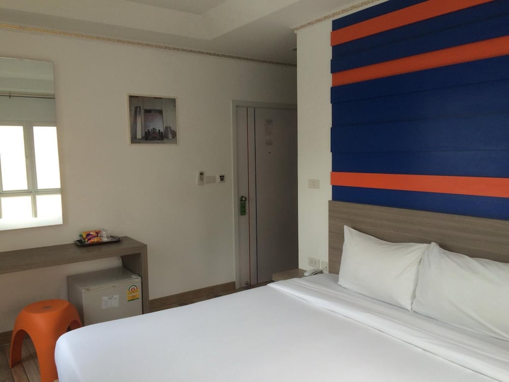 Zen Rooms Silom Soi 17 9/62