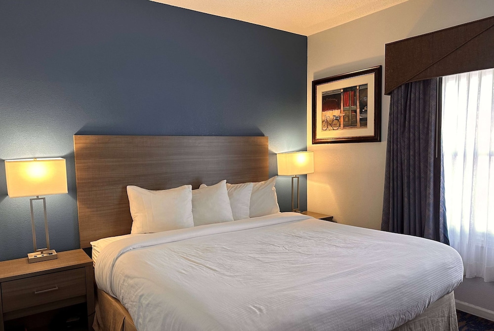 جناح استوديو بسرير كينج لذوي الإعاقة، Baymont by Wyndham Indianapolis Northwest 4/7
