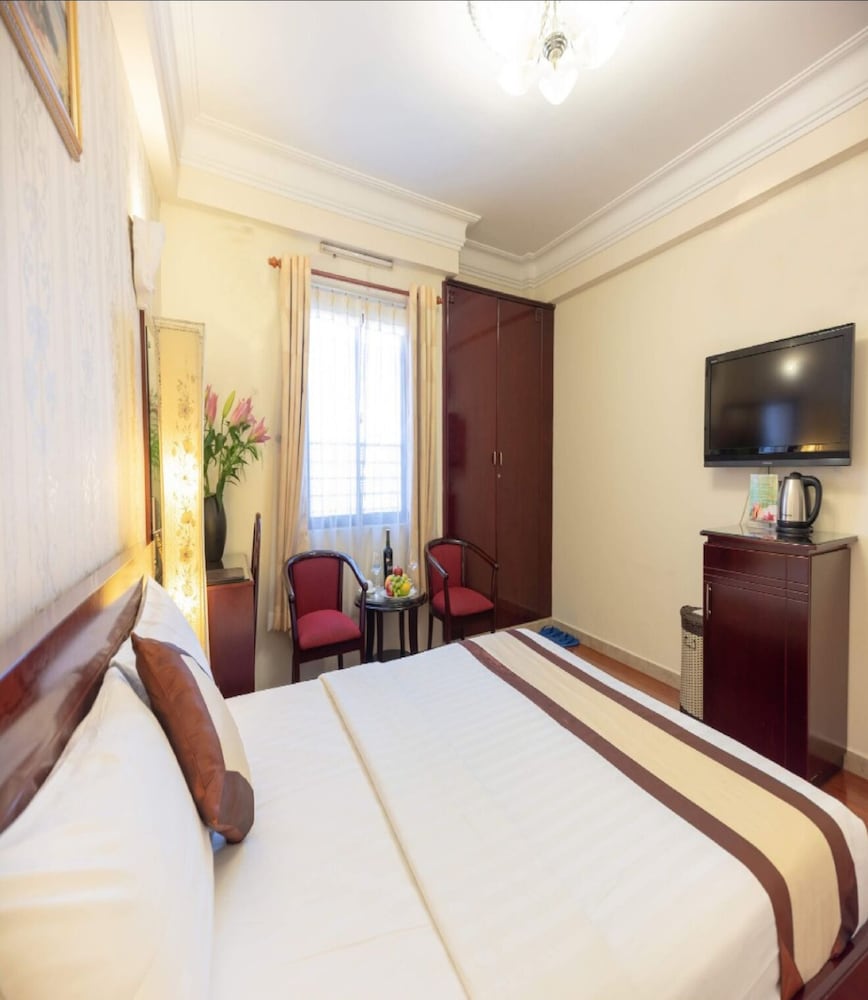 City View Hotel (ex.Hoang Lien Hotel) 13/49