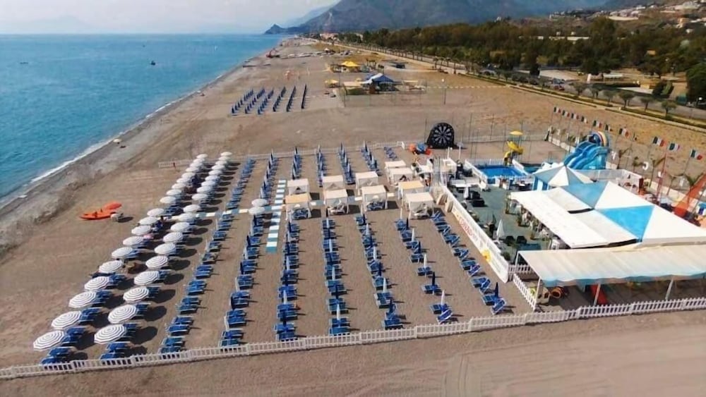 SPORTING CLUB RESORT 2/48