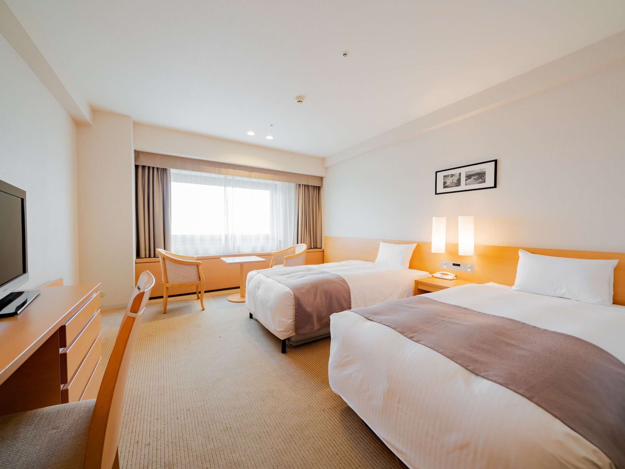 STANDARD, TWIN BEDS, PARK VIEW