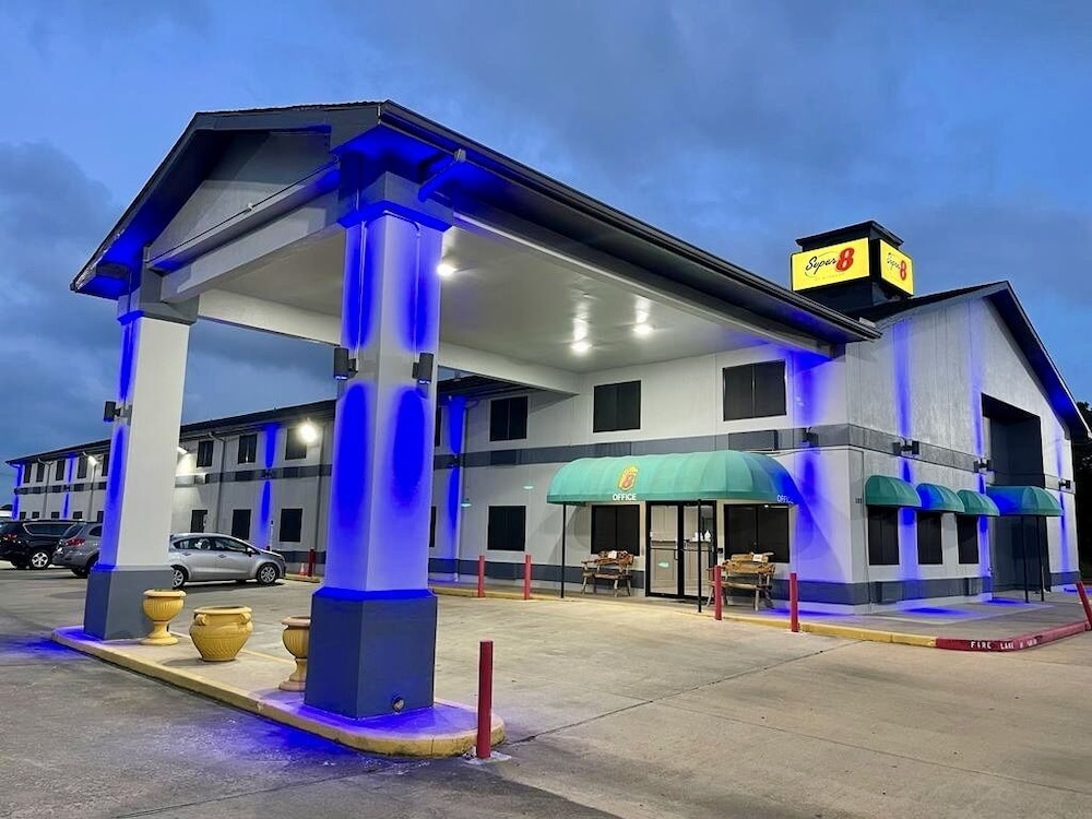 Super 8 by Wyndham League City 5/46