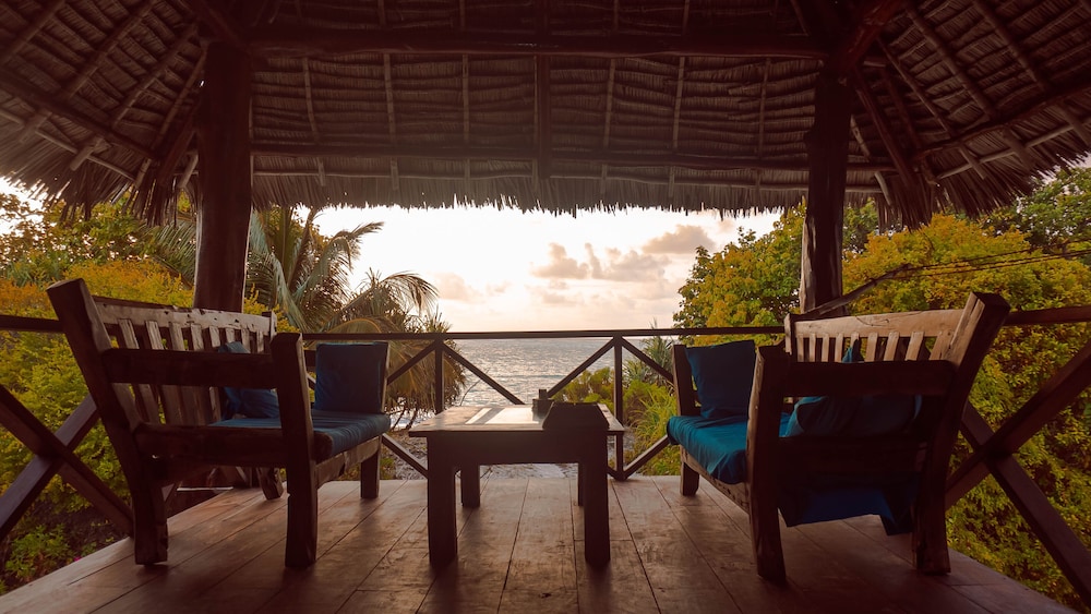 Pemba Lodge 19/50
