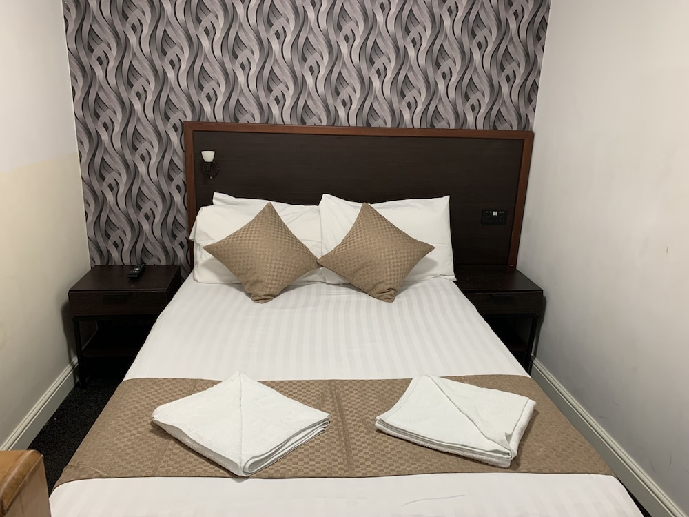 ECONOMY, DOUBLE BED