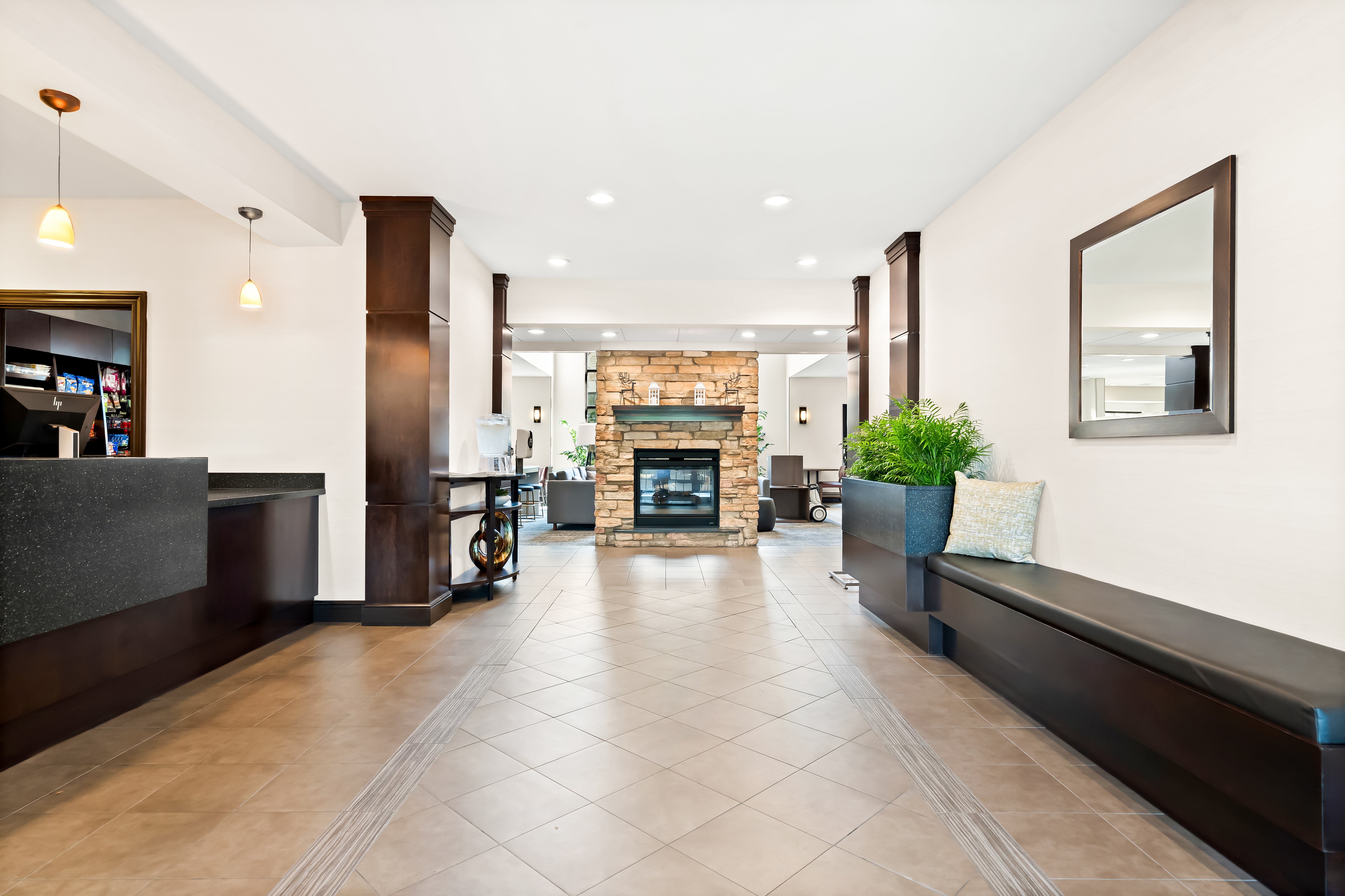 Staybridge Suites Cincinnati North Oh 8/69