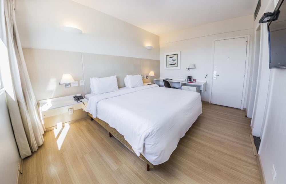 AMÉRICA BITTAR HOTEL 15/38