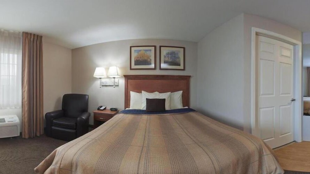 Candlewood Suites Milwaukee Airport-Oak Creek 22/73