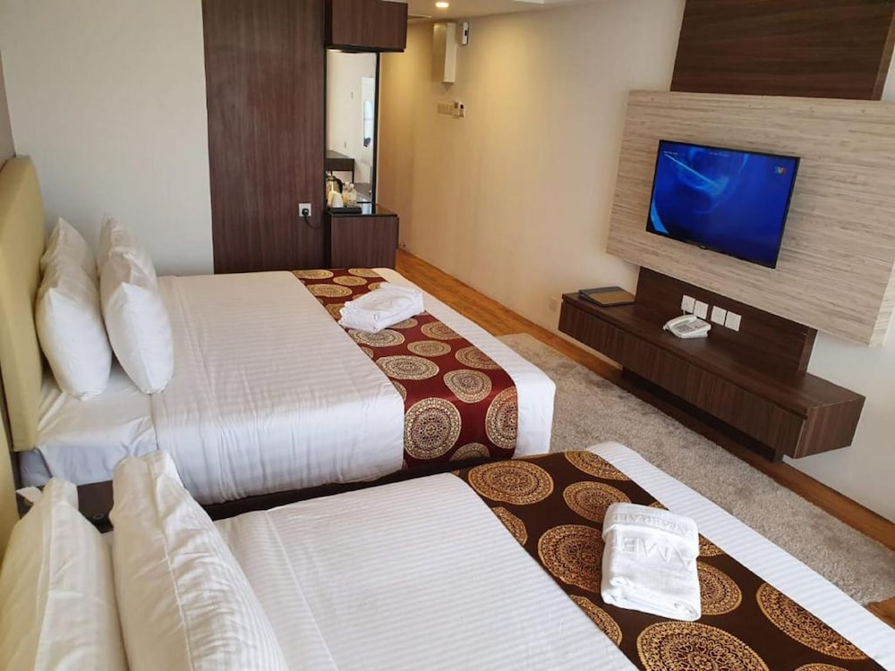 Amerald Resort Hotel 15/35