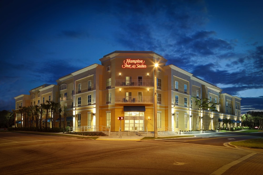 Hampton Inn and Suites Vero Beach Downtown 1/45