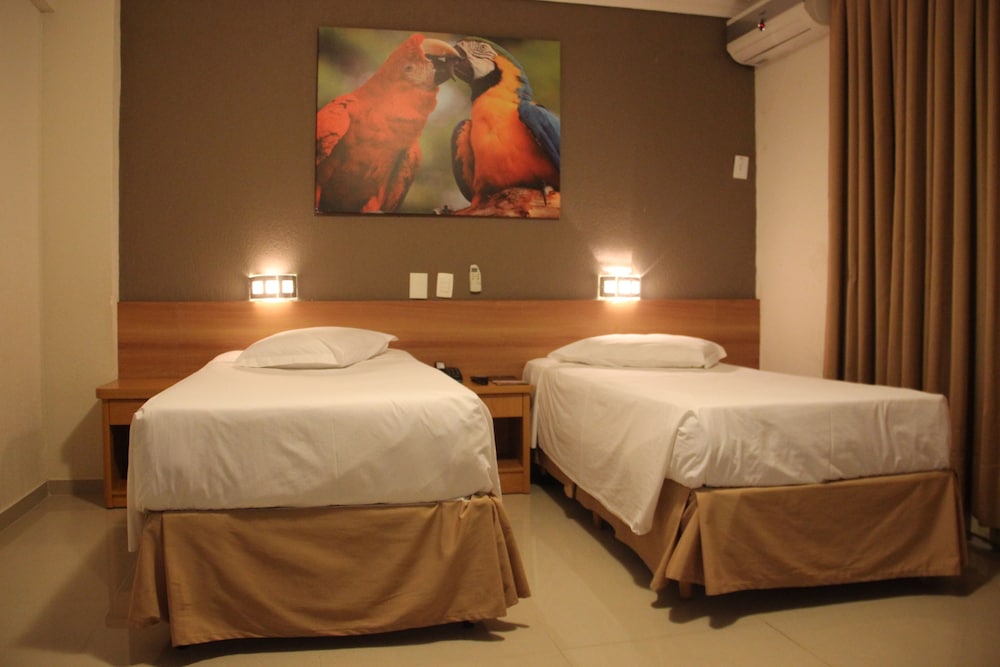 Del Rey Quality Hotel 12/50