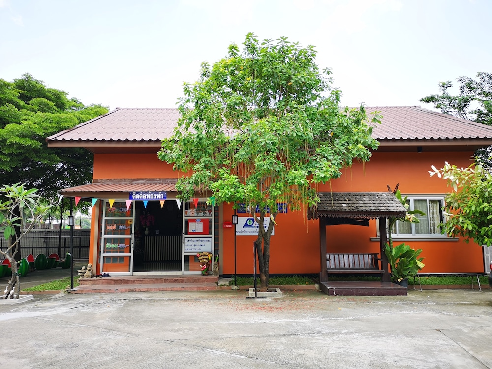Huaisai Hotel 7/34