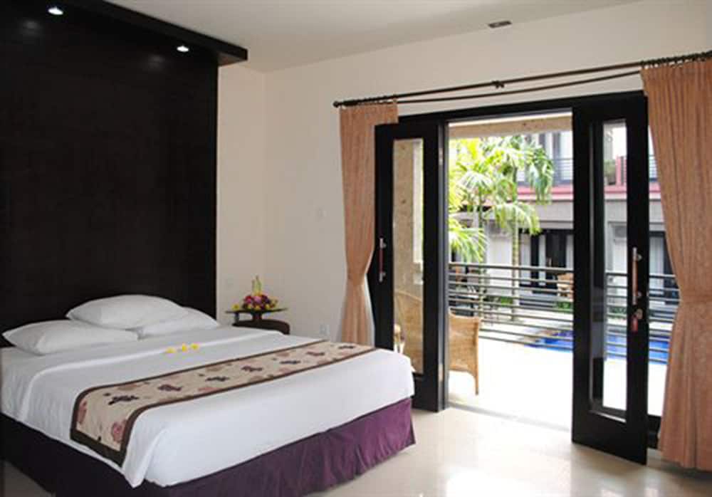 Taman Tirta Ayu Pool And Mansion 14/35