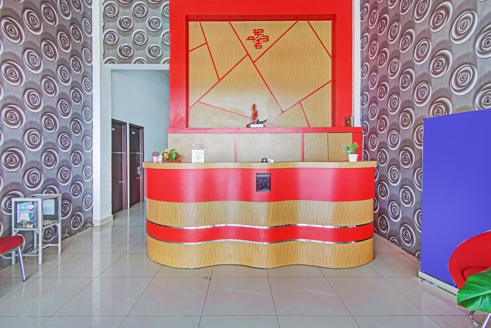 Hotel O Bukittinggi near Jam Gadang formerly New Aedo 10/56