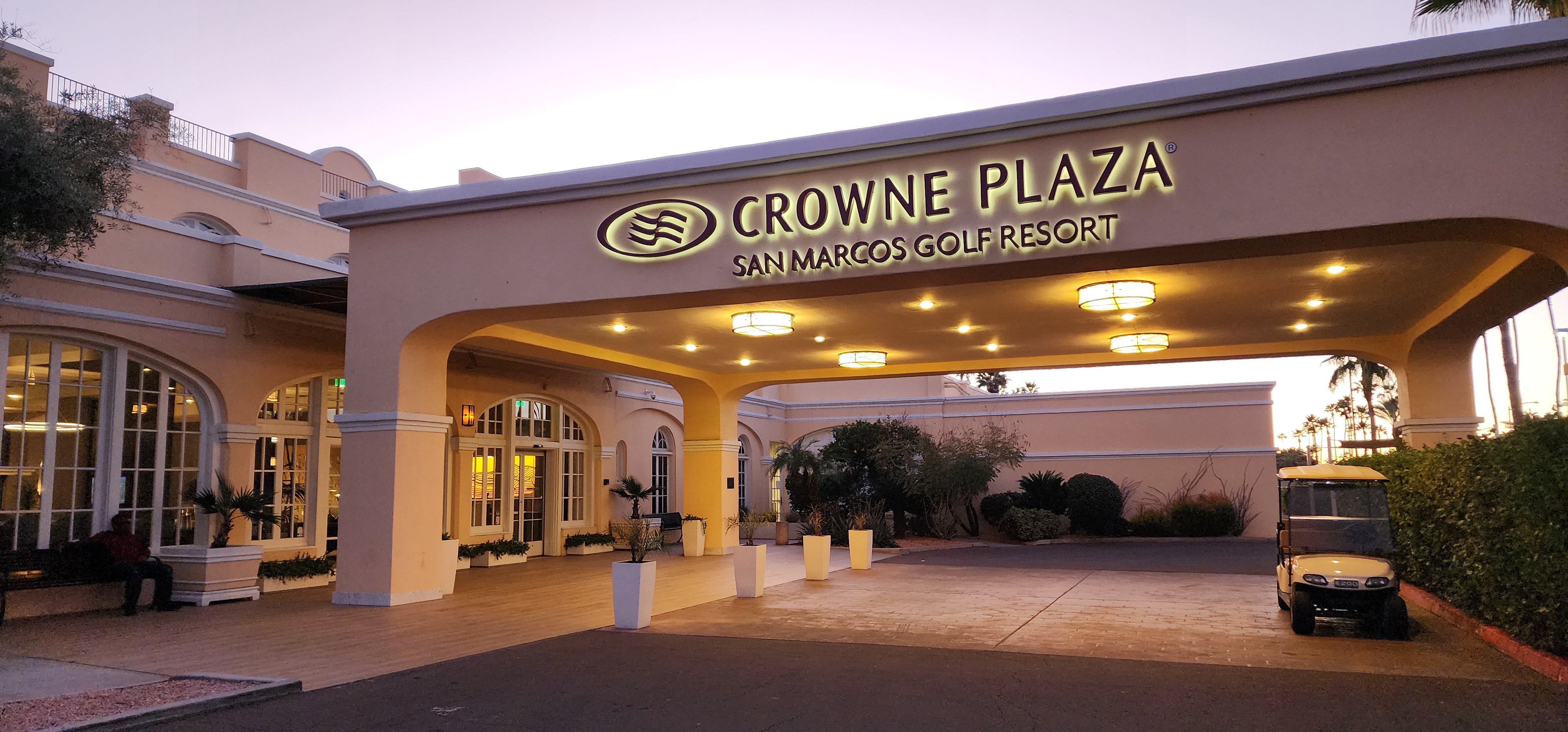 Crowne Plaza Phoenix Chandler Golf Resort in CHANDLER - AZ