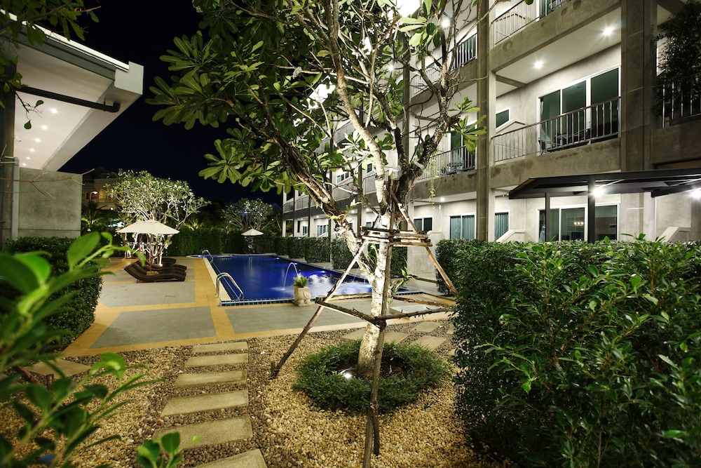 The Malika Hotel 63/74