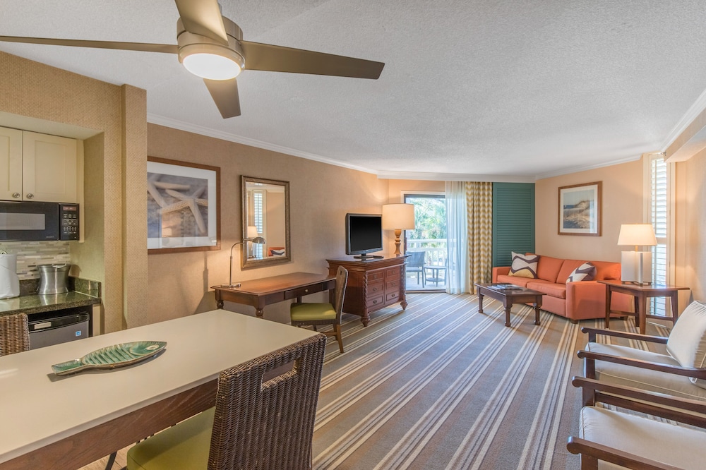 OMNI HILTON HEAD OCEANFRONT RESORT 54/78