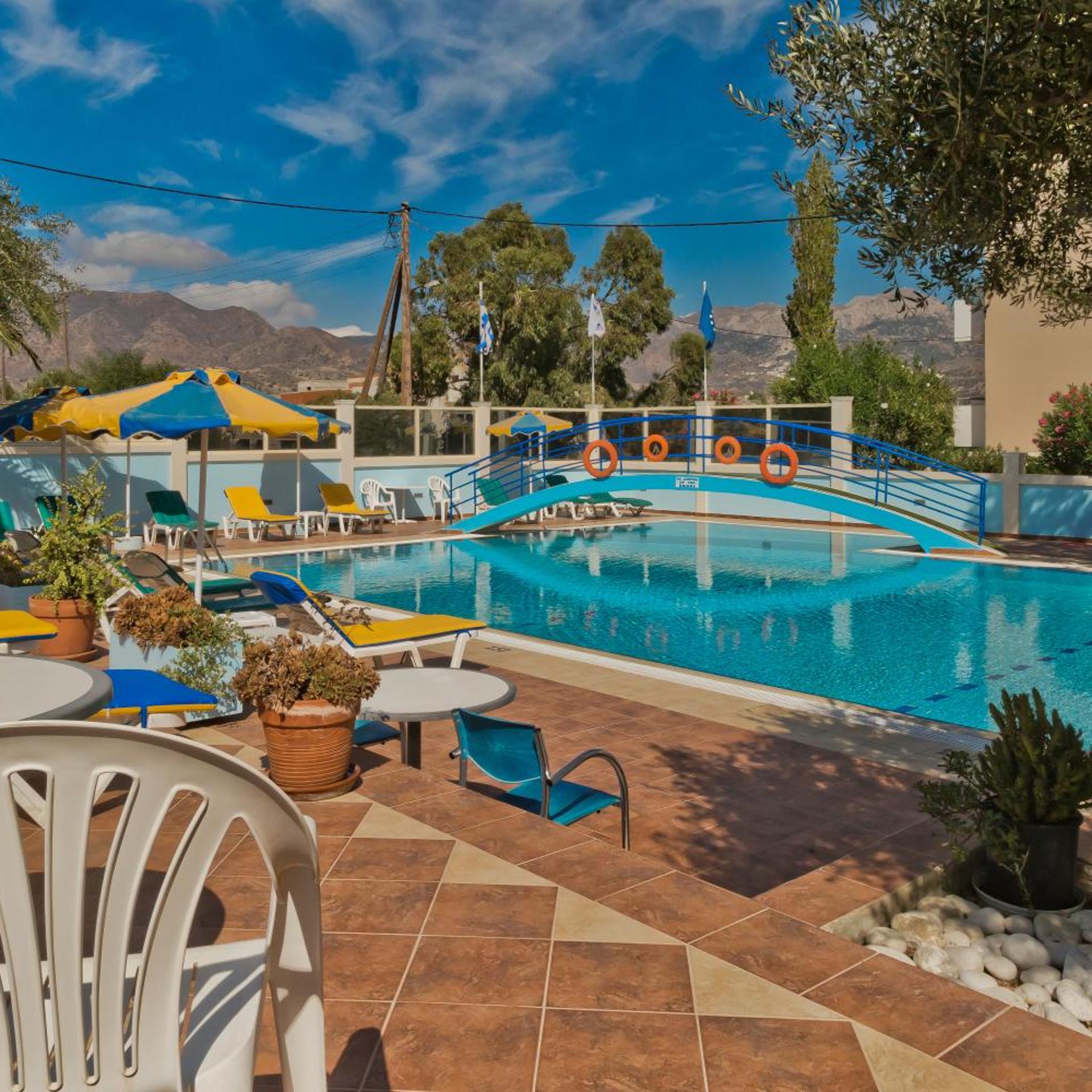 HOTEL OLYMPIC 37/44