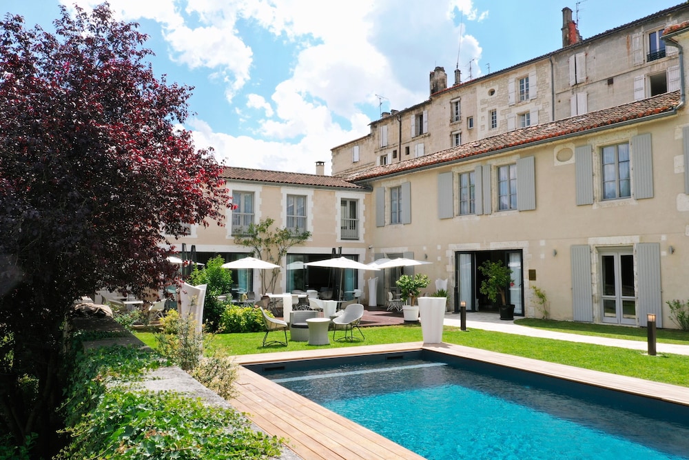Relais Du Silence Le Saint Gelais 45/50