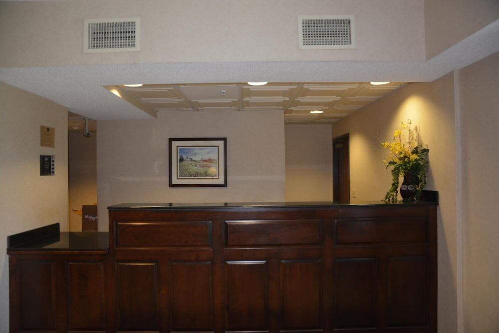 Countryside Inn And Suites 7/40