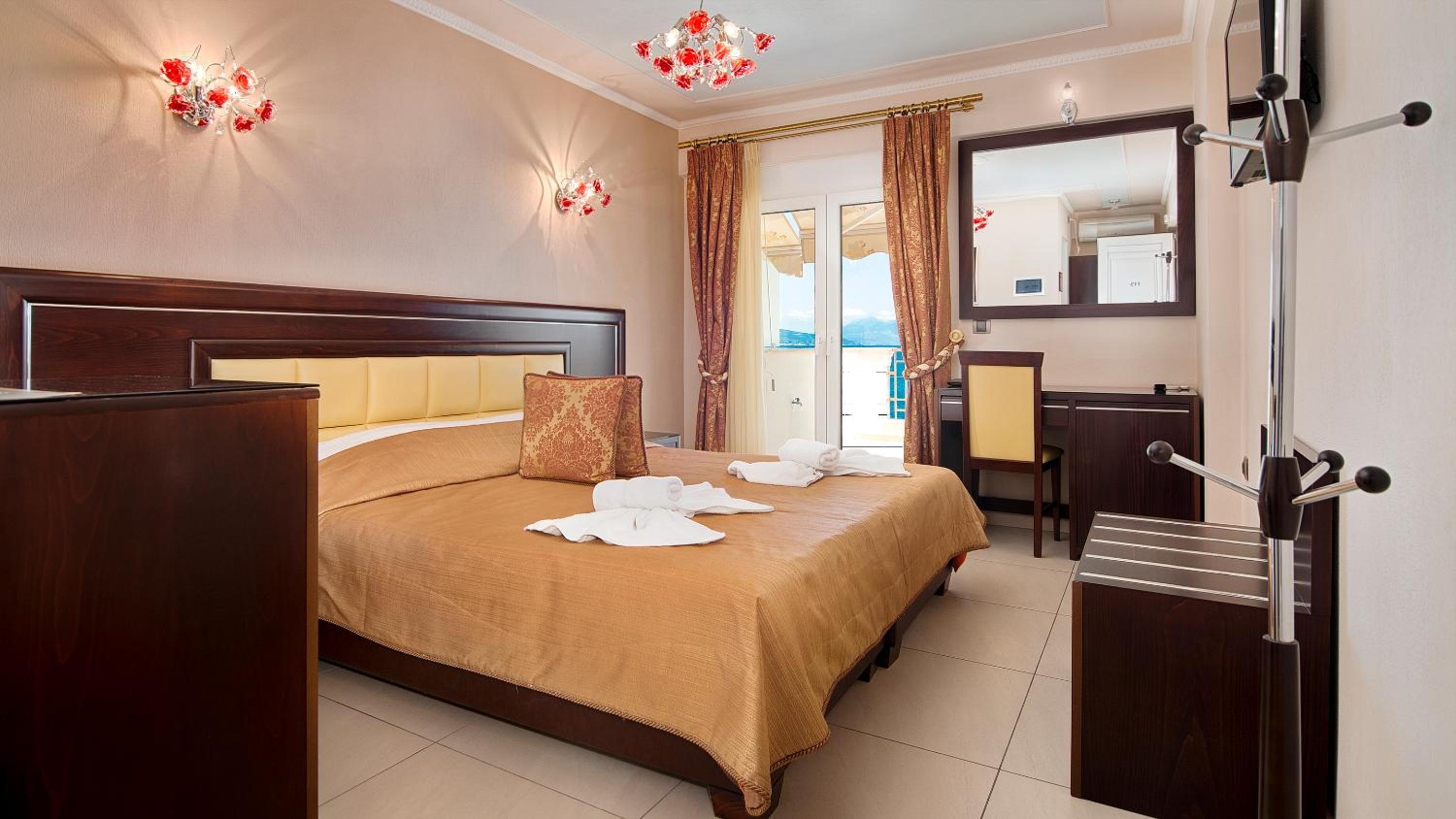 Superior, Double or Twin Bed, Sea View